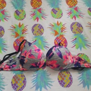 Pink Victoria's secret push up bra